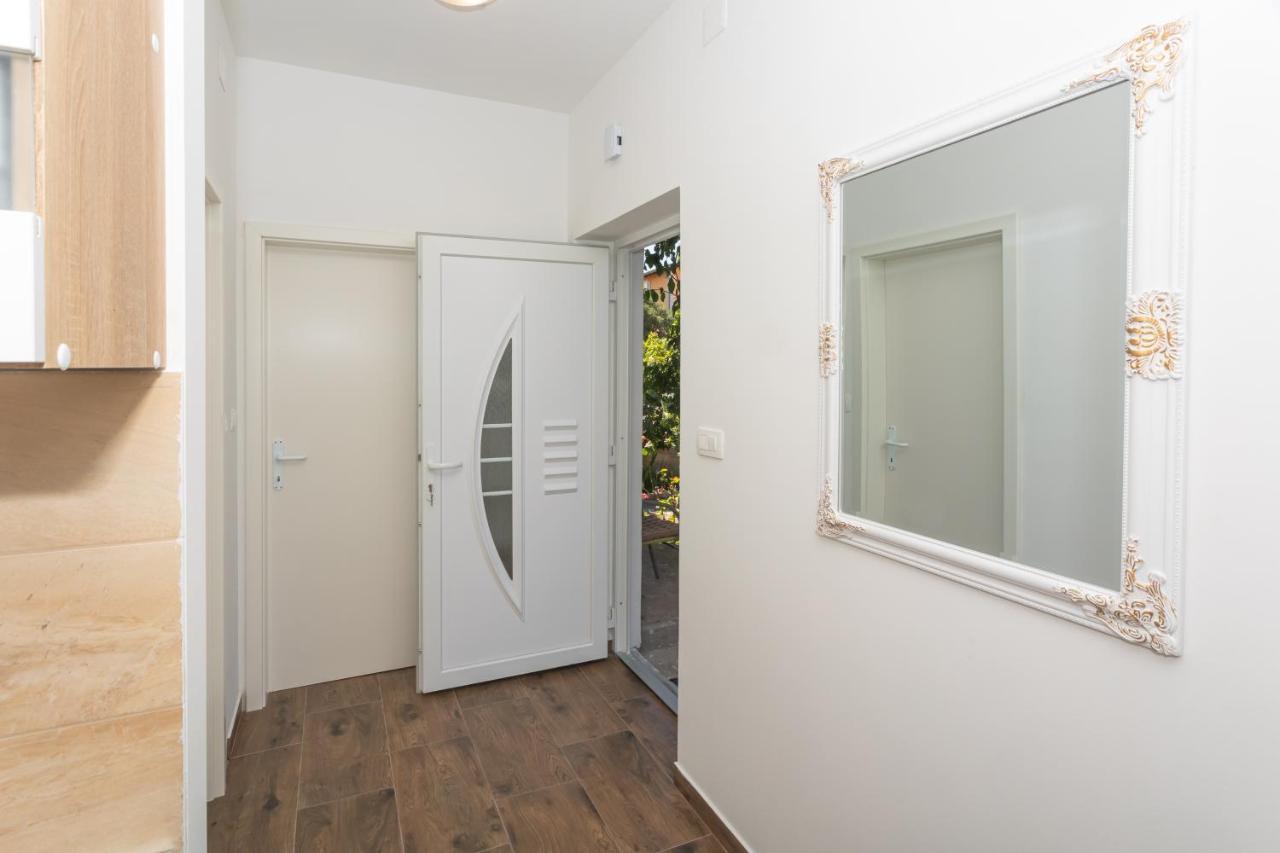 Mara Šibenik Exterior foto
